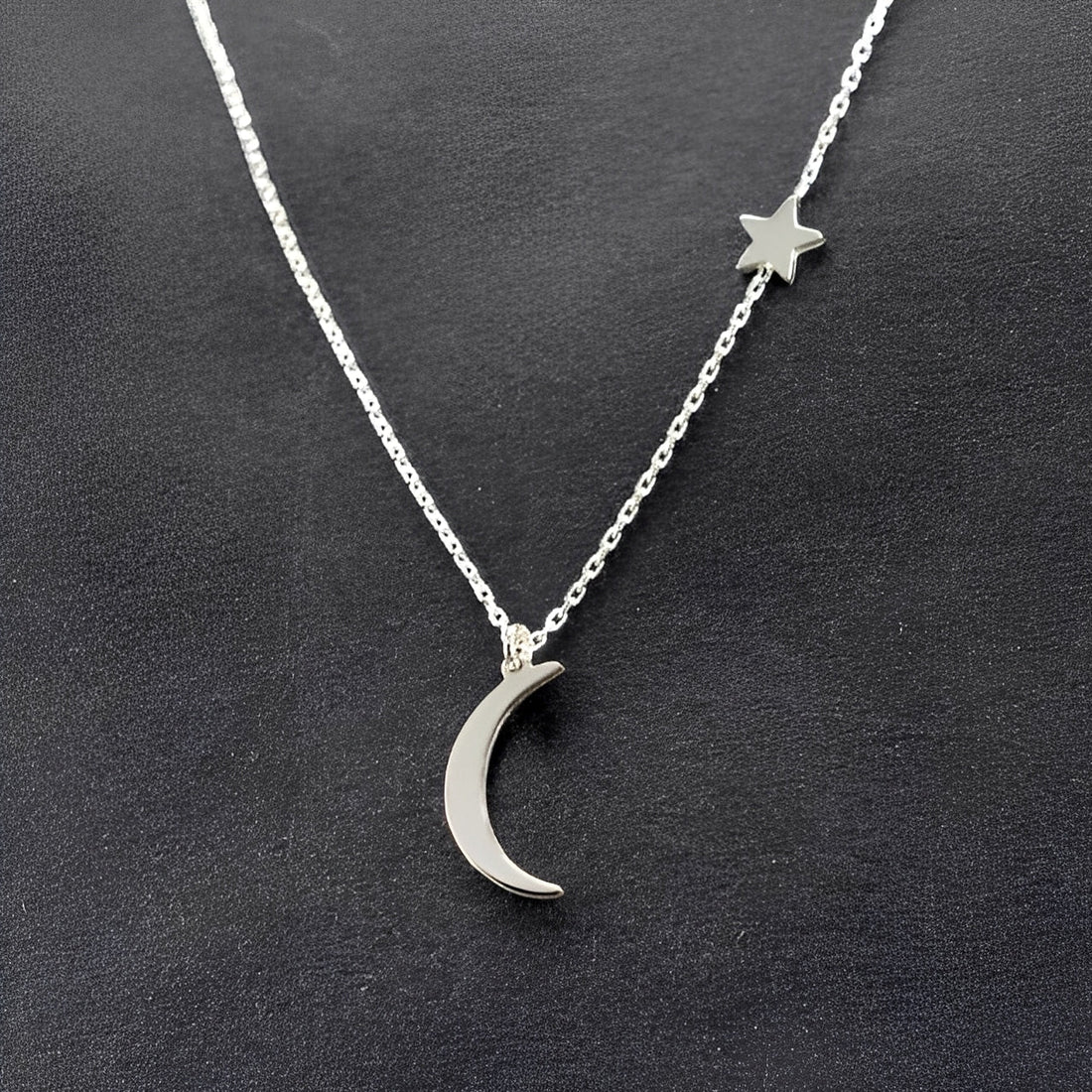 Lunaria – Poetic Star and Moon Necklace